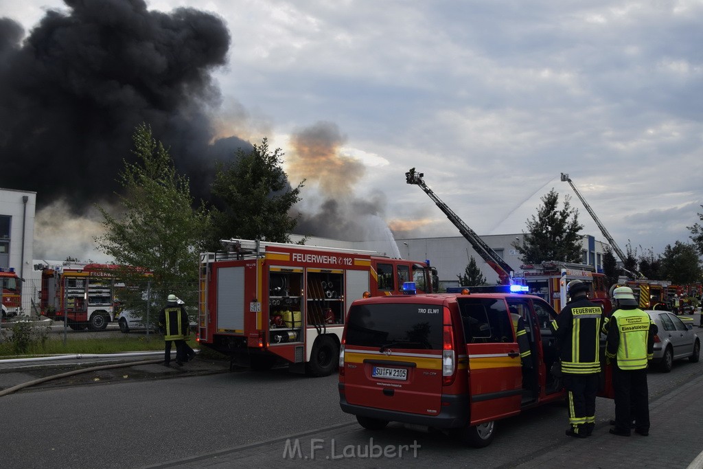 Grossbrand Halle Troisdorf Kriegsdorf Junkersring P031.JPG - Miklos Laubert
